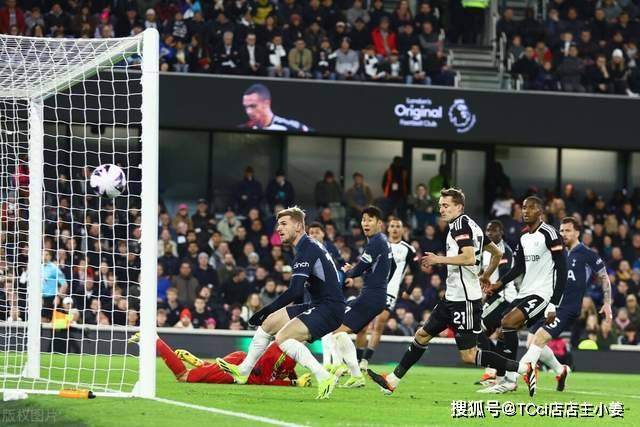 中国男篮1分险胜新西兰 李凯尔18分+致胜抢断