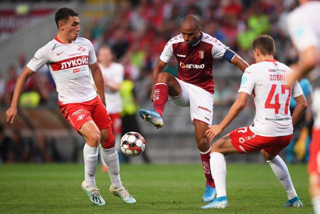 新疆力克广州豪取9连胜 江苏大胜吉林止9连败